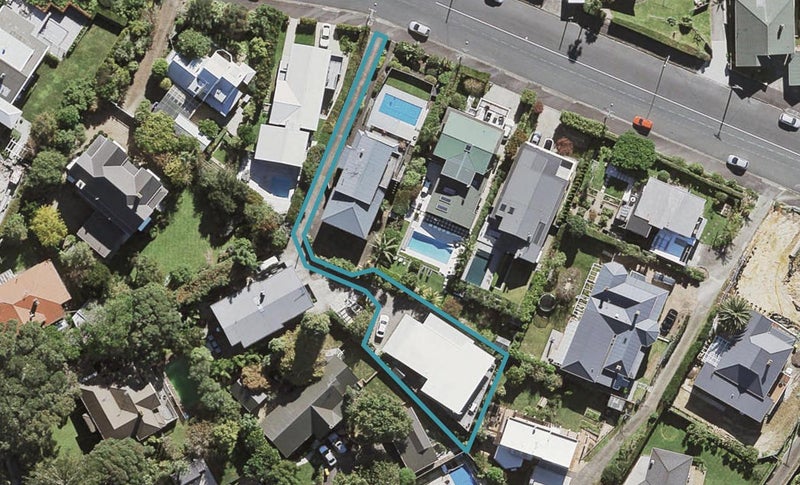 46A Hinemoa Street, Birkenhead, Auckland - Carousel 1