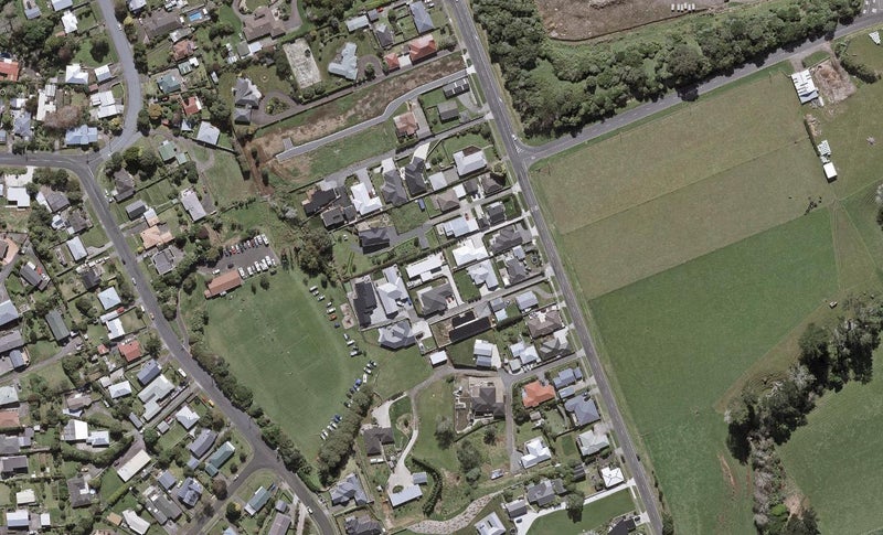 4 Rayner Way, Glen Avon, New Plymouth - Carousel 1
