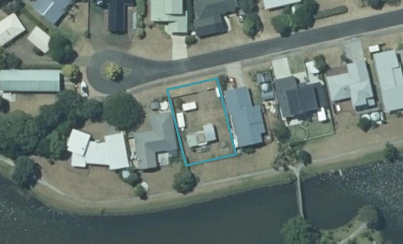 14 Martin Place, Cooks Beach - Carousel 1
