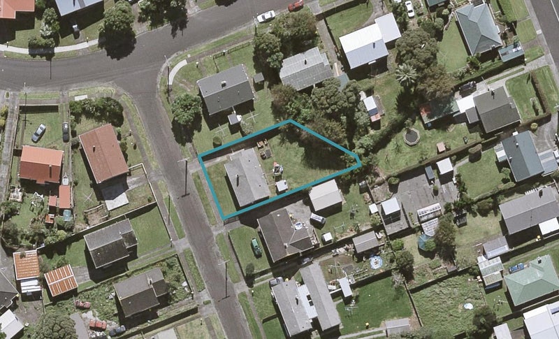 3 Tumai Street, Spotswood, New Plymouth - Carousel 1