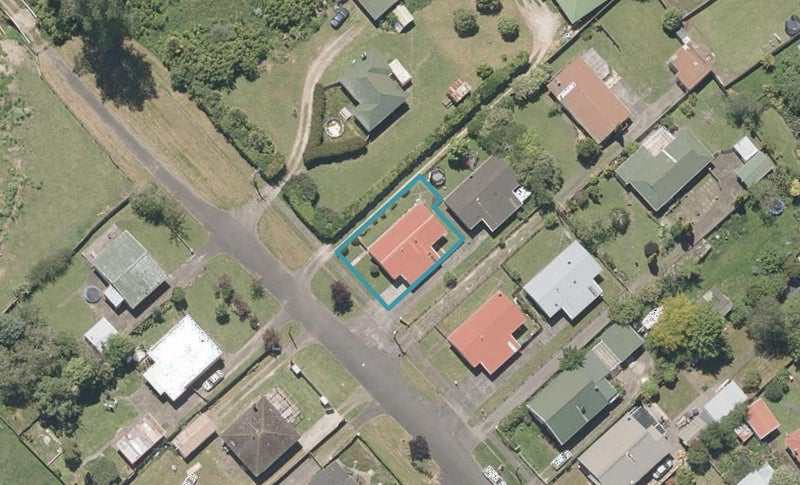 52A Field Street, Aramoho, Whanganui - Carousel 1