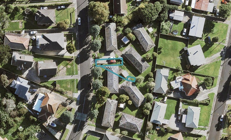 9C Playfair Road, Mount Roskill, Auckland - Carousel 1