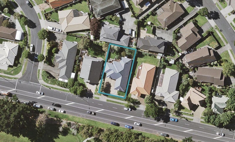 254 Cascades Road, Botany Downs, Auckland - Carousel 1