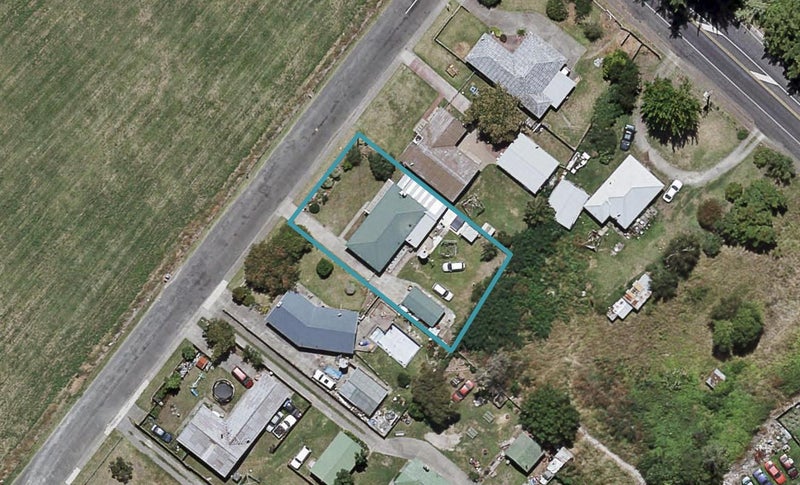 3 Miriama Road, Pakipaki, Hastings - Carousel 1
