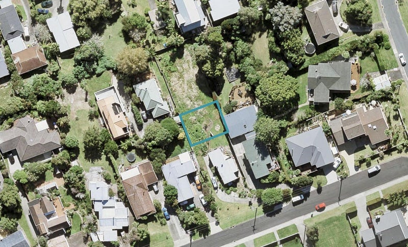 3C Manuwai Road, Torbay, Auckland - Carousel 1