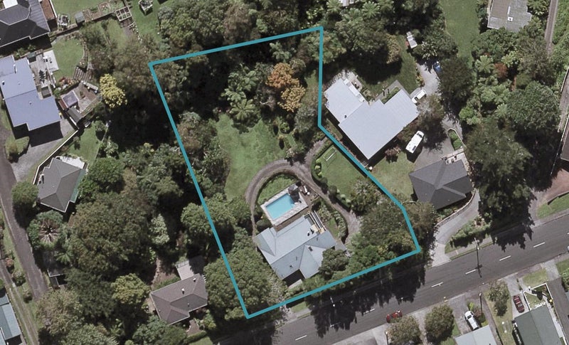 18 Clawton Street, Westown, New Plymouth - Carousel 1