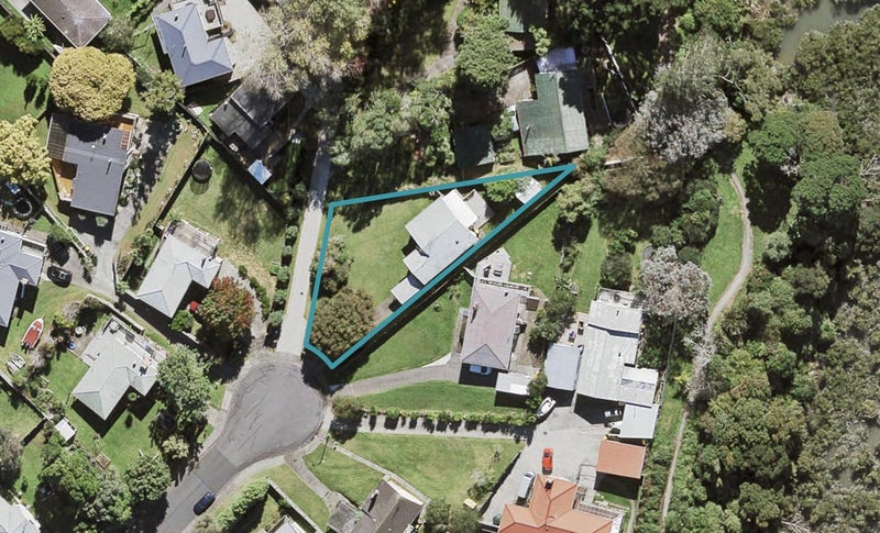 20 Packham Place, Beach Haven, Auckland - Carousel 1