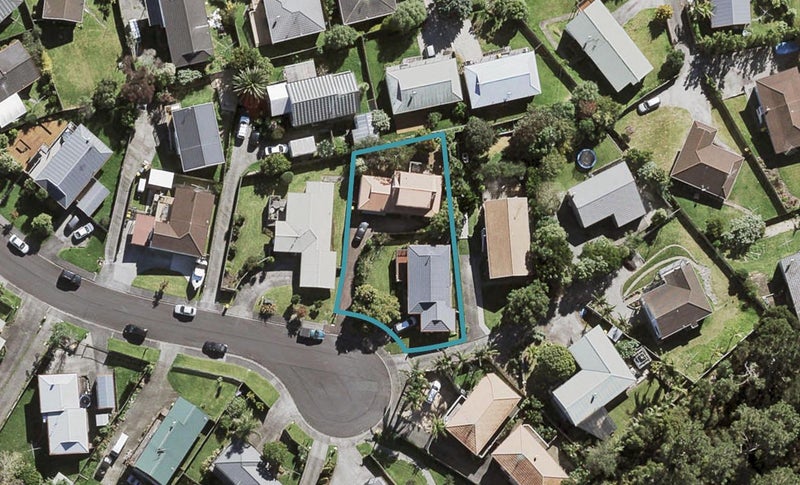2/12 Grenadine Place, Unsworth Heights, Auckland - Carousel 1