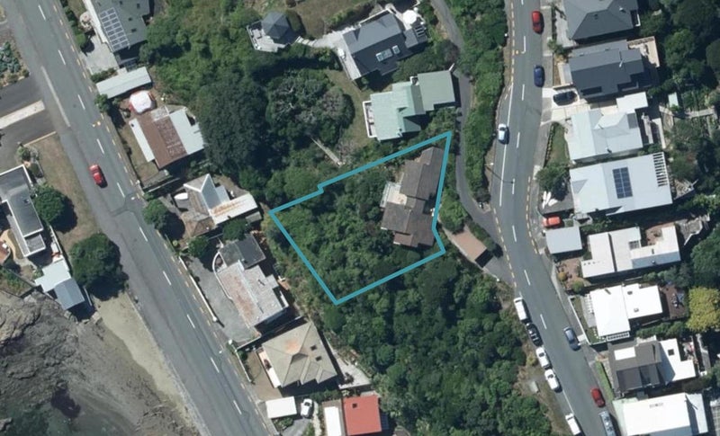 29 Motuhara Road, Plimmerton, Porirua - Carousel 1