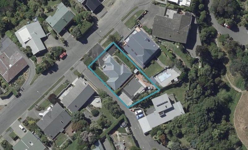 28A Takahe Drive, Cashmere, Christchurch - Carousel 1