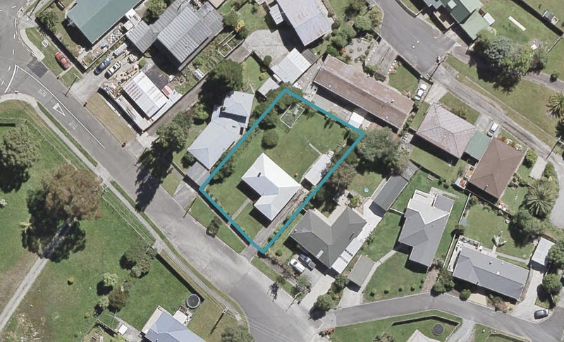 61 Moeraki Road, Maoribank, Upper Hutt - Carousel 1