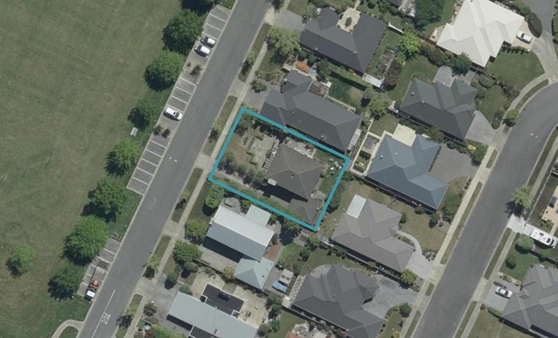 8 Crombie Green, Northwood, Christchurch - Carousel 1