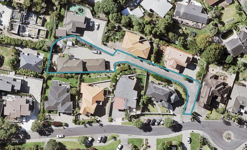 14 St Clair Place, Browns Bay, Auckland - Carousel 1