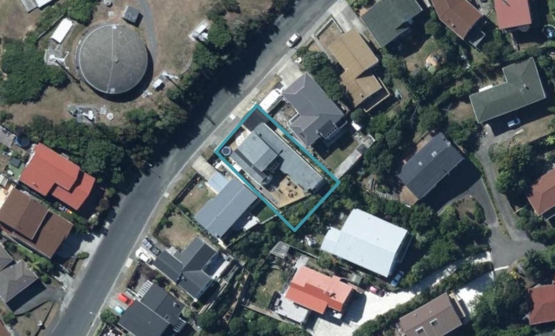 53 Pope Street, Camborne, Porirua - Carousel 1