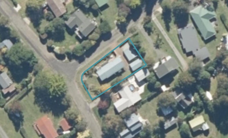 12 Keitha Place, Kinloch, Taupō - Carousel 1