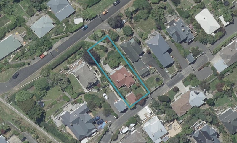 8 Gowry Place, Kaikorai, Dunedin - Carousel 1