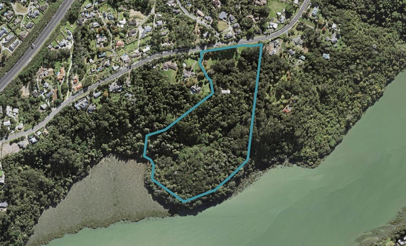 131 Upper Harbour Drive, Greenhithe, Auckland - Carousel 1