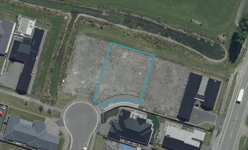 92 Grayshott Avenue, Casebrook, Christchurch - Carousel 1