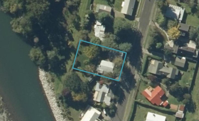 68 Te Herekiekie Street, Tūrangi - Carousel 1