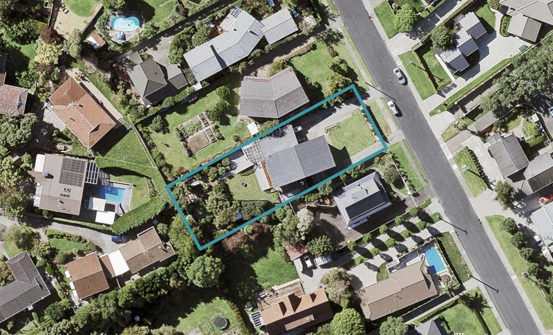 192 Bleakhouse Road, Mellons Bay, Auckland - Carousel 1