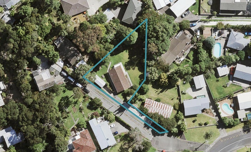 89 Avonleigh Road, Green Bay, Auckland - Carousel 1