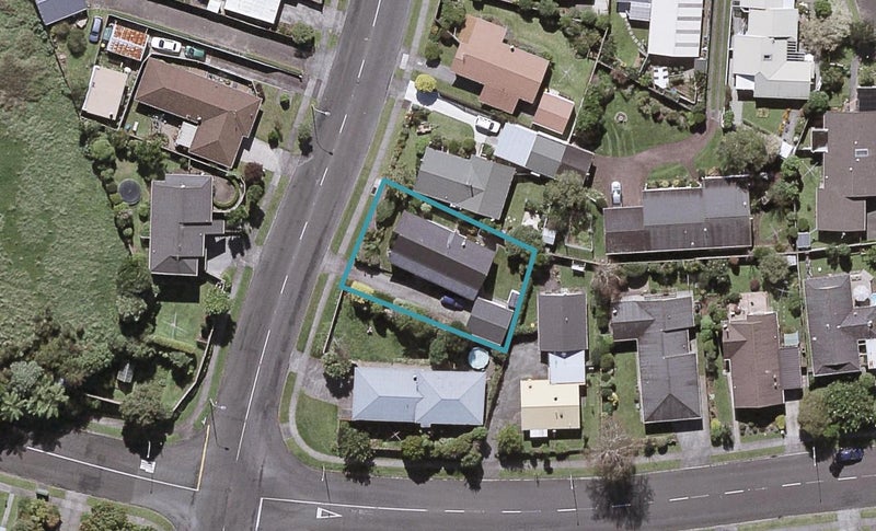 110 Heta Road, Highlands Park, New Plymouth - Carousel 1