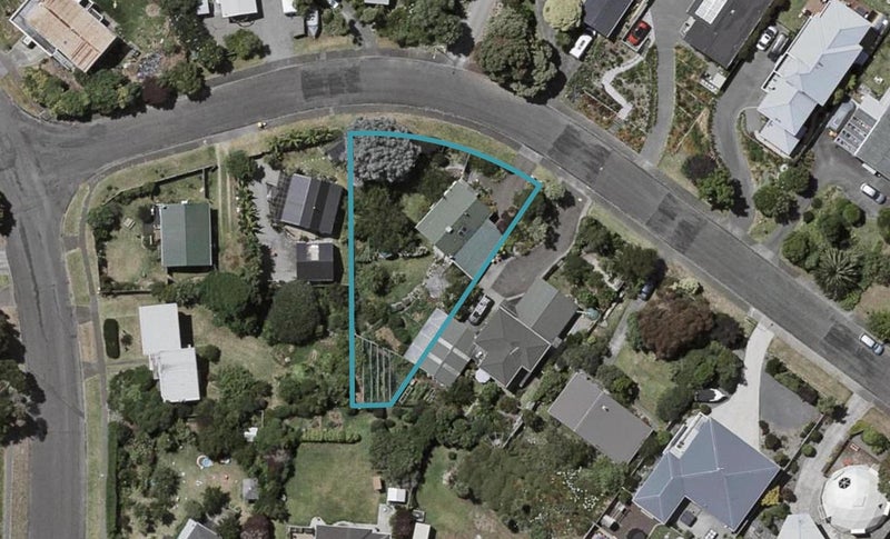 4 Island View Terrace, Waikanae Beach, Waikanae - Carousel 1