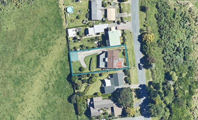 20 Arawa Avenue, Maketu, Te Puke - Carousel 1