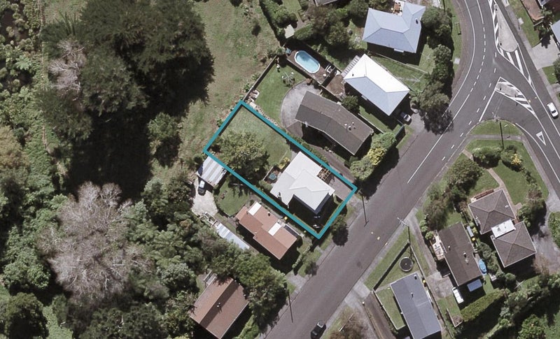 5 Cowling Road, Hurdon, New Plymouth - Carousel 1