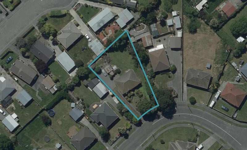 19 Dickson Crescent, Hornby, Christchurch - Carousel 1