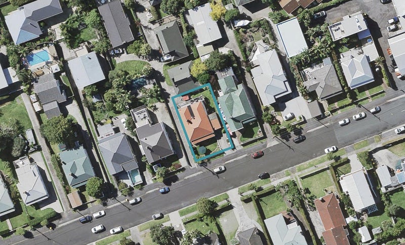 8 Kawerau Avenue, Devonport, Auckland - Carousel 1