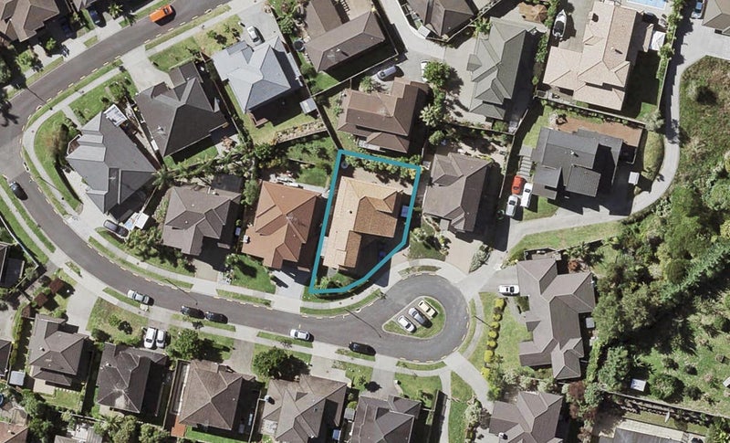 8 Dunoon Close, Flat Bush, Auckland - Carousel 1