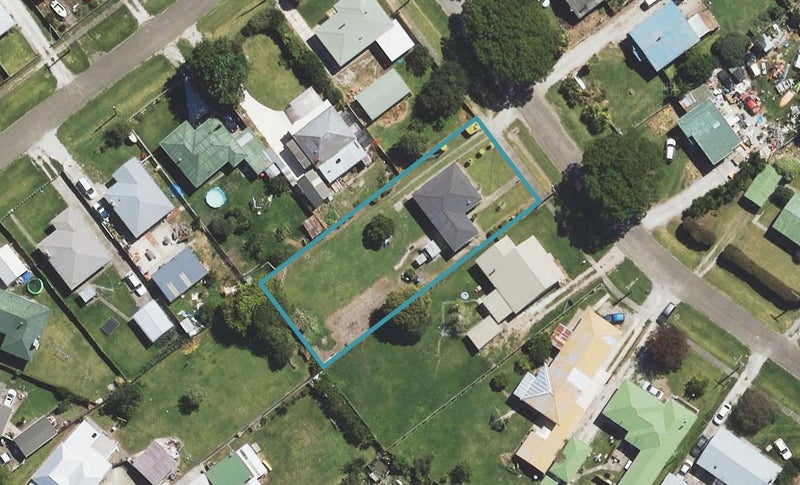 15 Kara Street, Outer Kaiti, Gisborne - Carousel 1