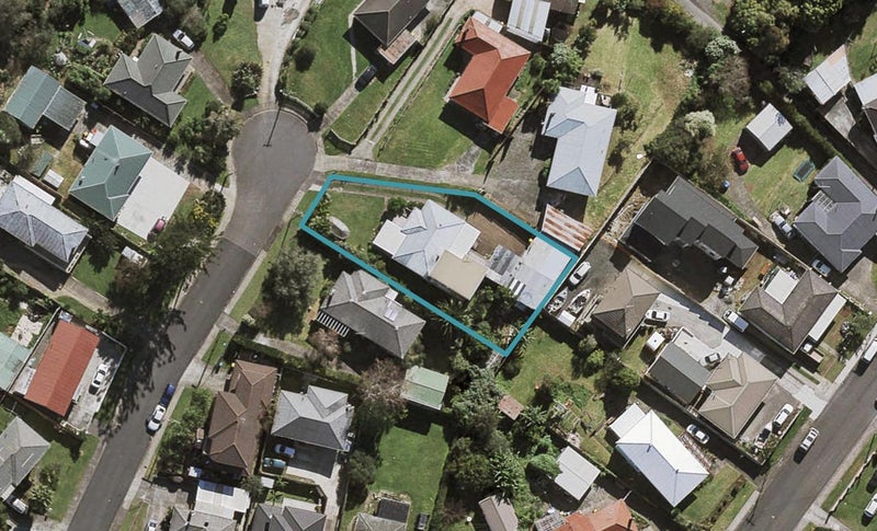 5 Plymouth Place, Papatoetoe, Auckland - Carousel 1