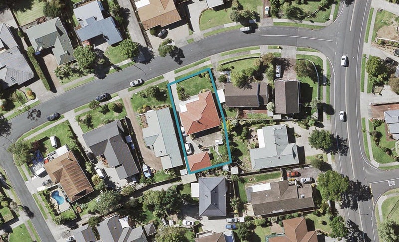 35 Galloway Crescent, Farm Cove, Auckland - Carousel 1