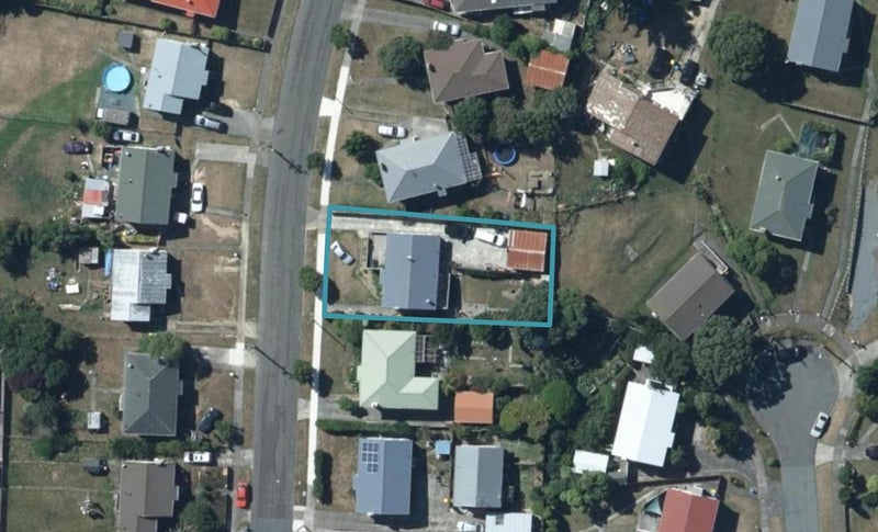 39 Piko Street, Titahi Bay, Porirua - Carousel 1