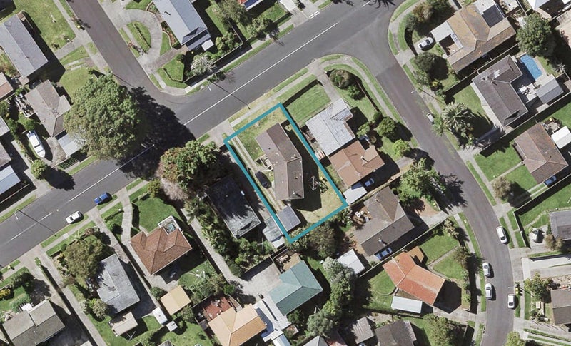 54 Casuarina Road, Half Moon Bay, Auckland - Carousel 1