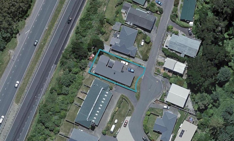 17 Glen Alton Avenue, Paparangi, Wellington - Carousel 1