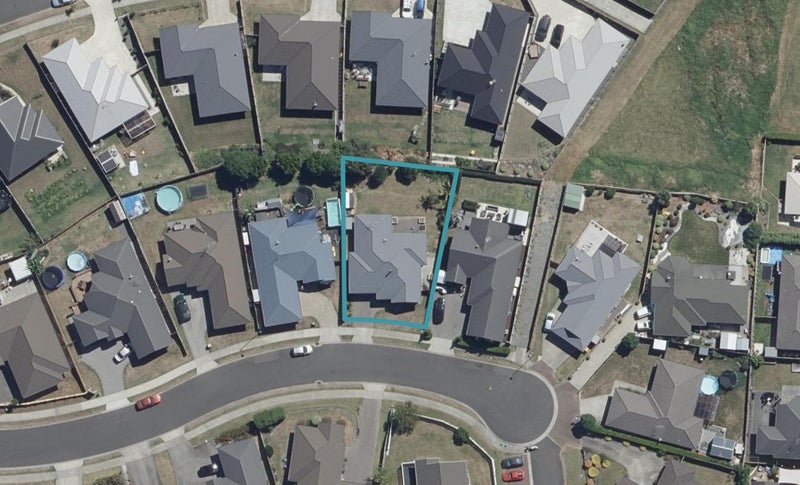 15 Everton Place, Grandview Heights, Hamilton - Carousel 1