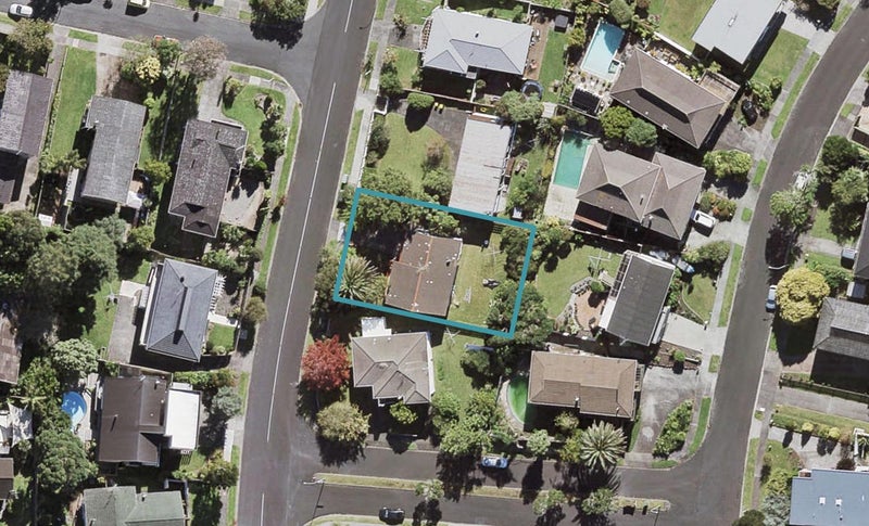 12 Porritt Avenue, Chatswood, Auckland - Carousel 1