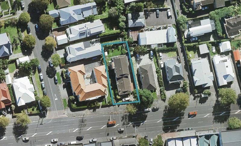 3/143 Jervois Road, Herne Bay, Auckland - Carousel 1