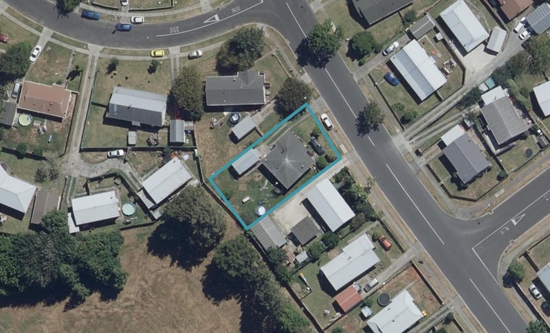 60 Breckons Avenue, Nawton, Hamilton - Carousel 1