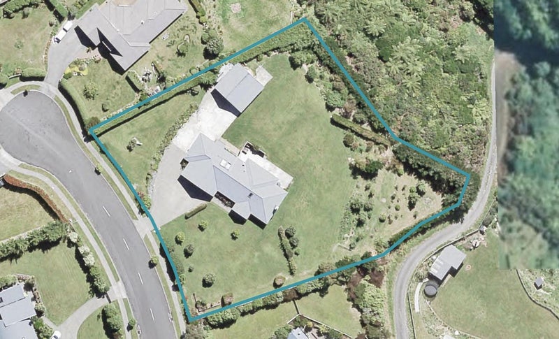 12 Grace Nicholls Grove, Riverstone Terraces, Upper Hutt - Carousel 1