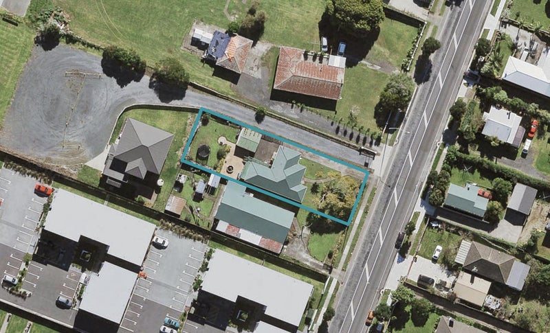 65 Mckenzie Road, Mangere Bridge, Auckland - Carousel 1