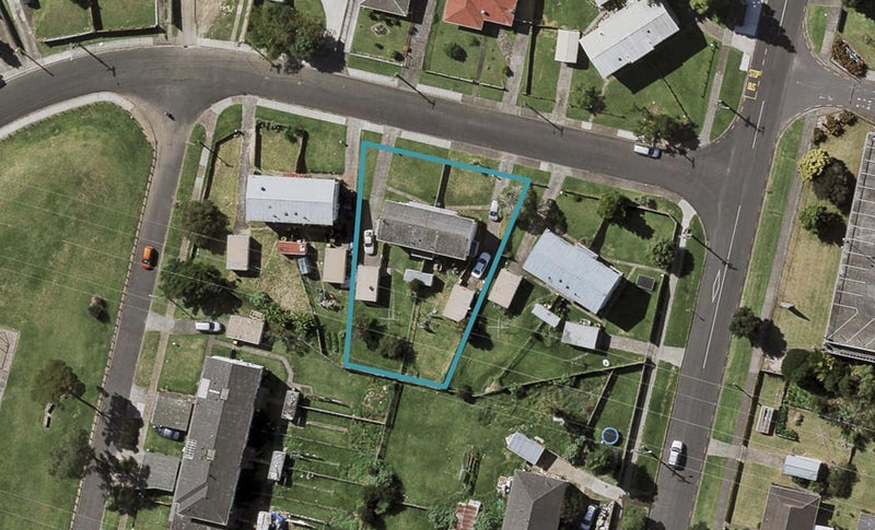 4 Lappington Road, Ōtara, Auckland - Carousel 1