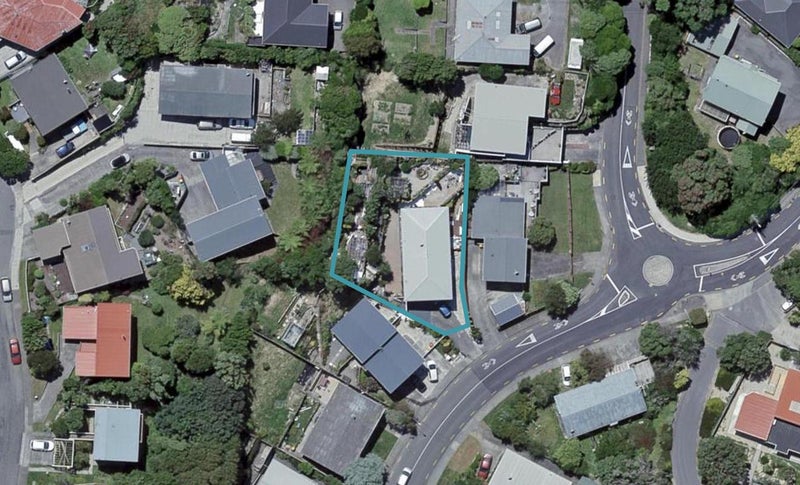 4 Truscott Avenue, Johnsonville, Wellington - Carousel 1