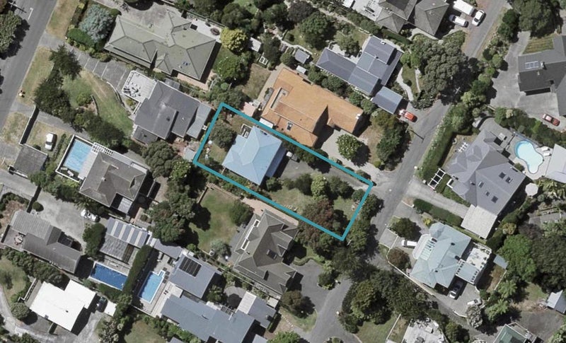 9 Douglas Street, Paraparaumu Beach, Paraparaumu - Carousel 1