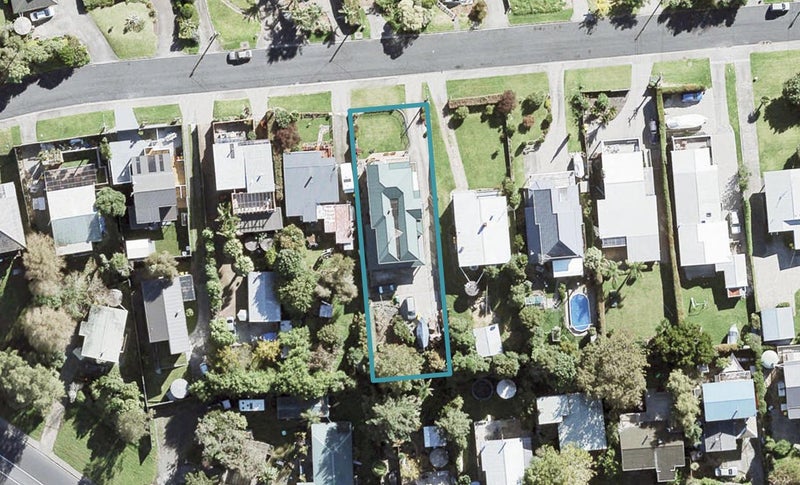 13 Totara Road, Stanmore Bay, Whangaparaoa - Carousel 1