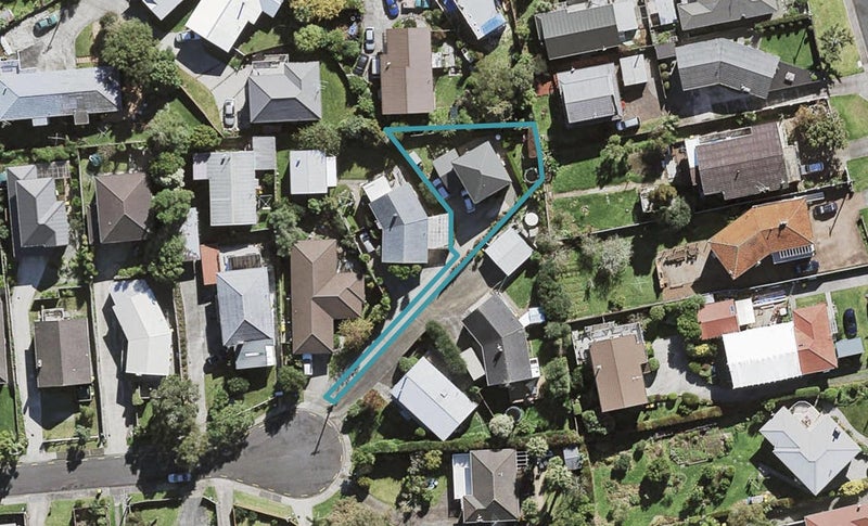 14B Winifred Avenue, Bayview, Auckland - Carousel 1