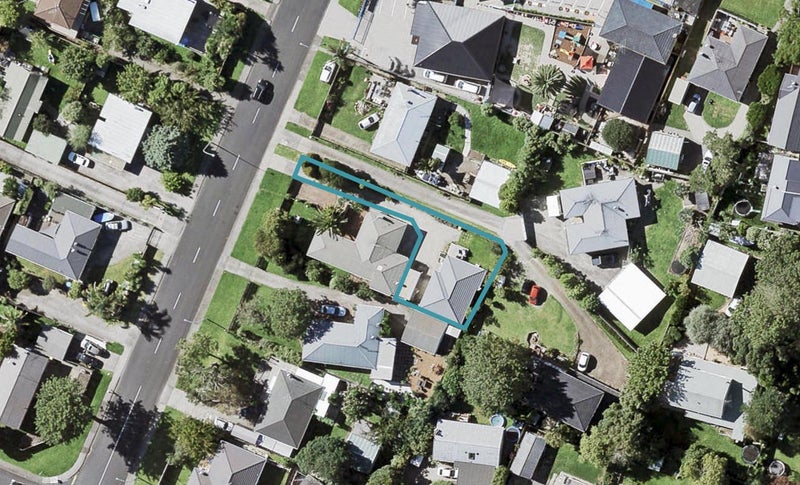 118A Moore Street, Howick, Auckland - Carousel 1